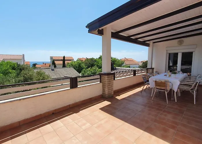Apartments Karlos