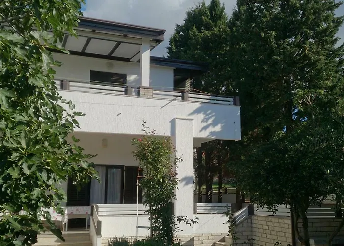 Apartments Karlos